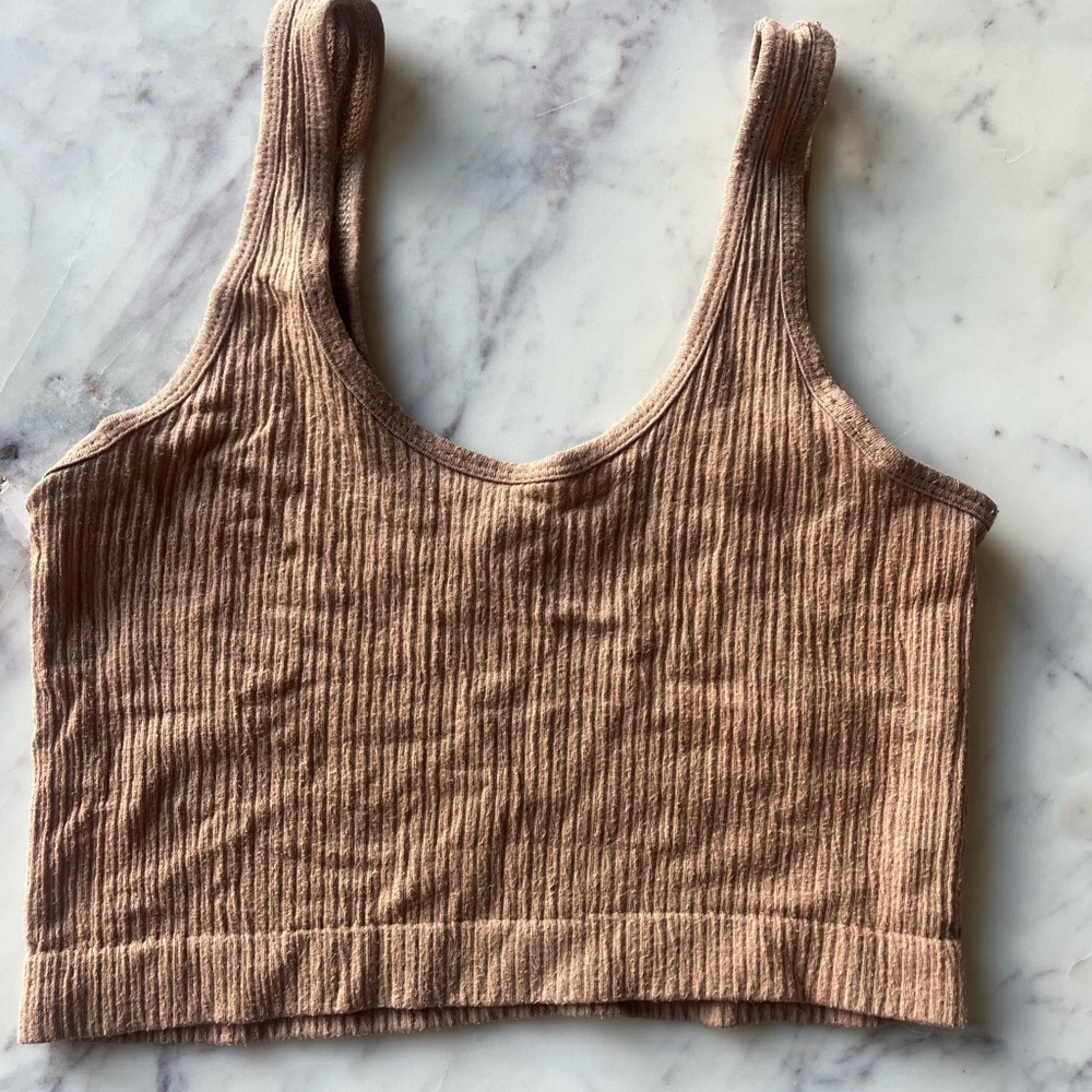 tan cropped tank!